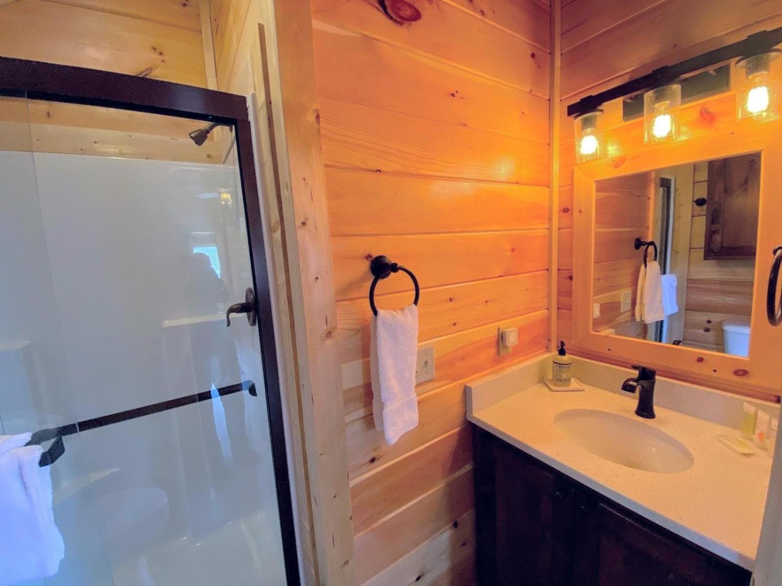 B1 New Awesome Tiny Home With Ac Mountain Views Minutes To Skiing Hiking Attractions Carroll 外观 照片